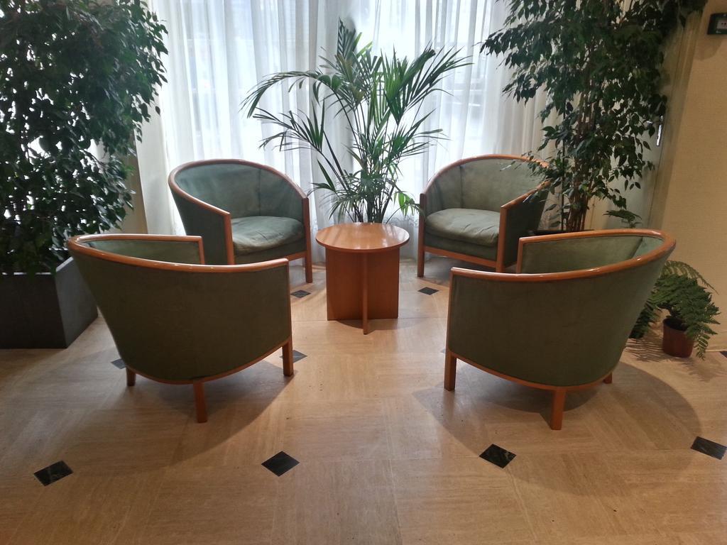 Pax Hotel Paris 18E Zewnętrze zdjęcie