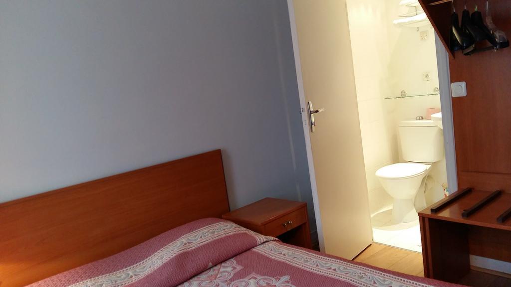 Pax Hotel Paris 18E Zewnętrze zdjęcie