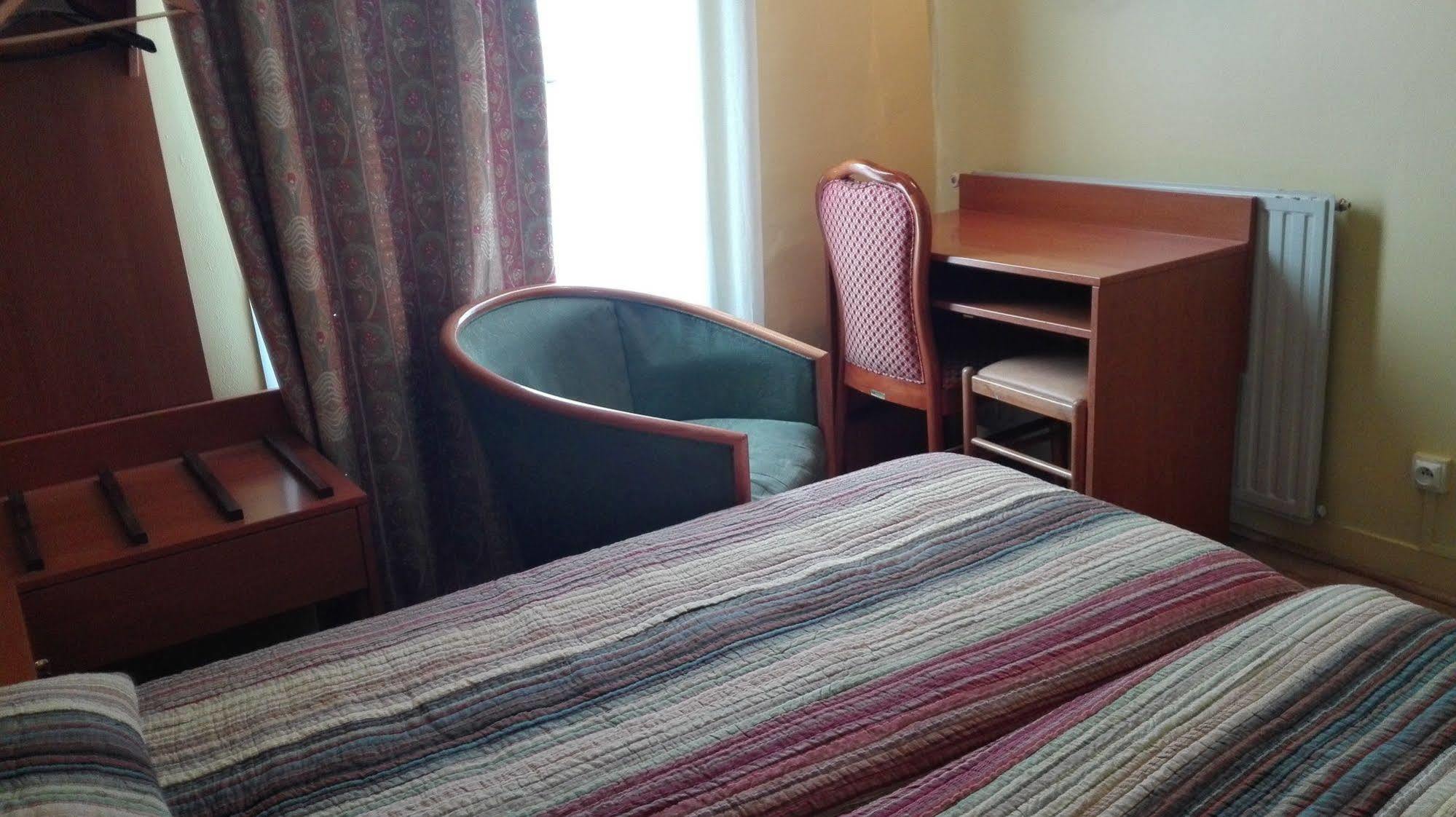 Pax Hotel Paris 18E Zewnętrze zdjęcie